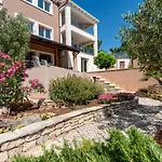 Milina Korcula A Quiet Mediterranean Retreat Apartment Vela Luka