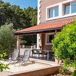 Milina Korcula A Quiet Mediterranean Retreat Apartment *