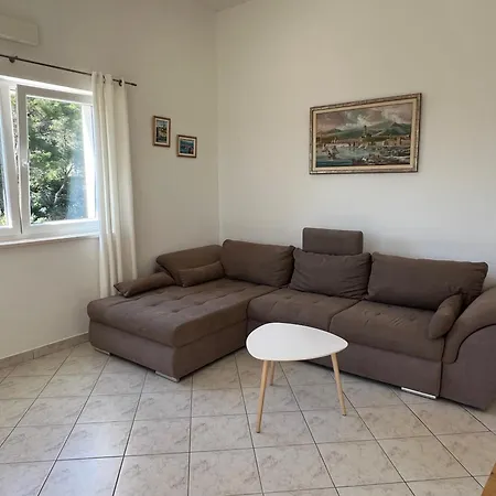 Апартаменты Milina Korcula A Quiet Mediterranean Retreat *