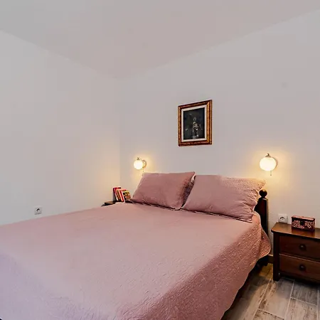Milina Korcula Vela Luka